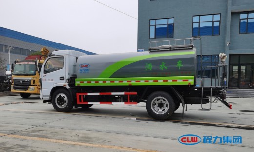 CL5121GSS6EQ 程力东风福瑞卡洒水车 (4).jpg